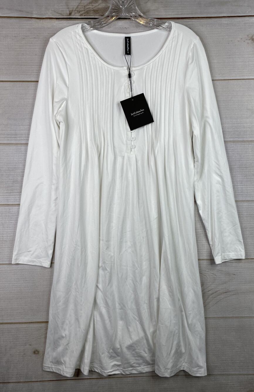 Just Fashion Now Dress Sz M White Long Sleeve Shift Pintuck Jersey Knit NWT